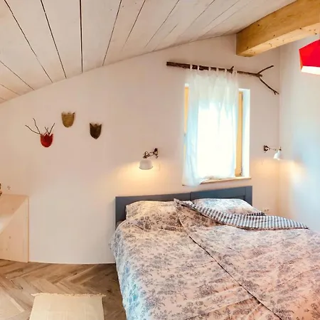 Mad Mountain Nocleg ze śniadaniem 3*