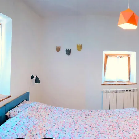 Mad Mountain Nocleg ze śniadaniem 3*