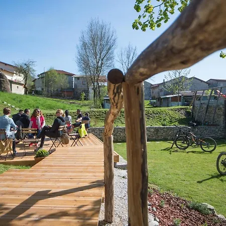 Mad Mountain Nocleg ze śniadaniem 3*